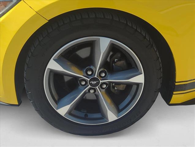 Vehicle image 9 of 25