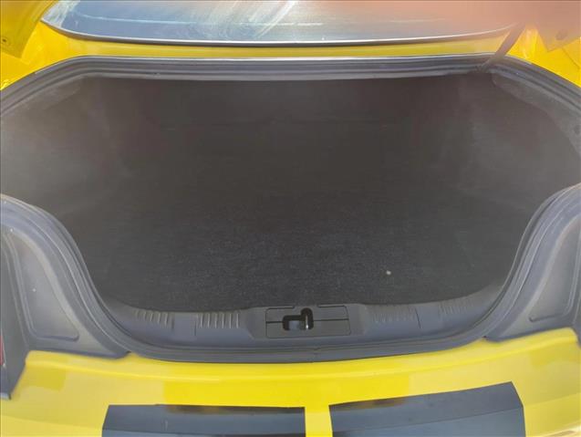 Vehicle image 10 of 25