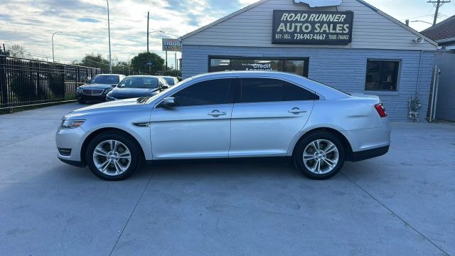 Vehicle image 7 of 14