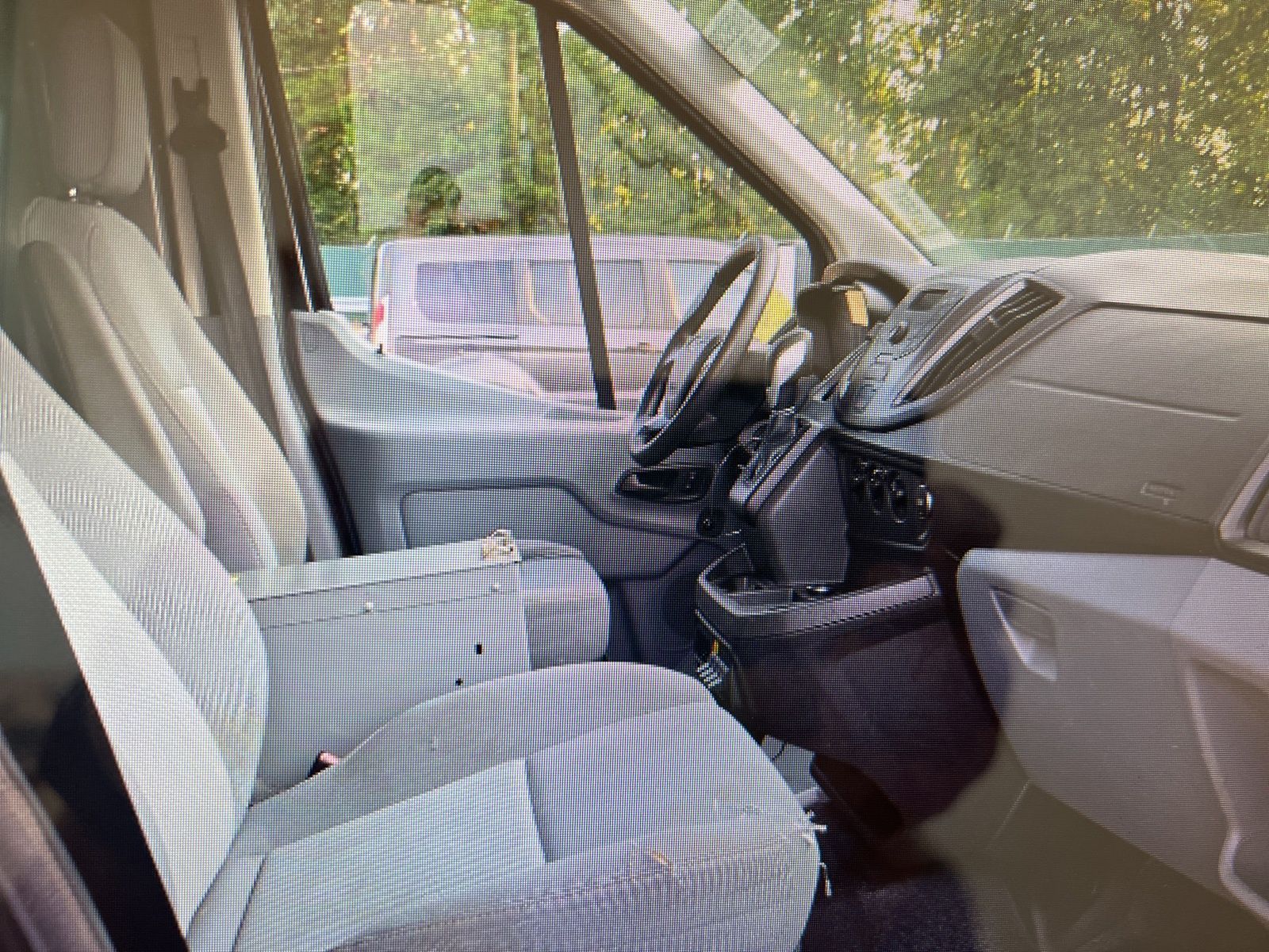 2015 Ford Transit Base Image 9 of 15