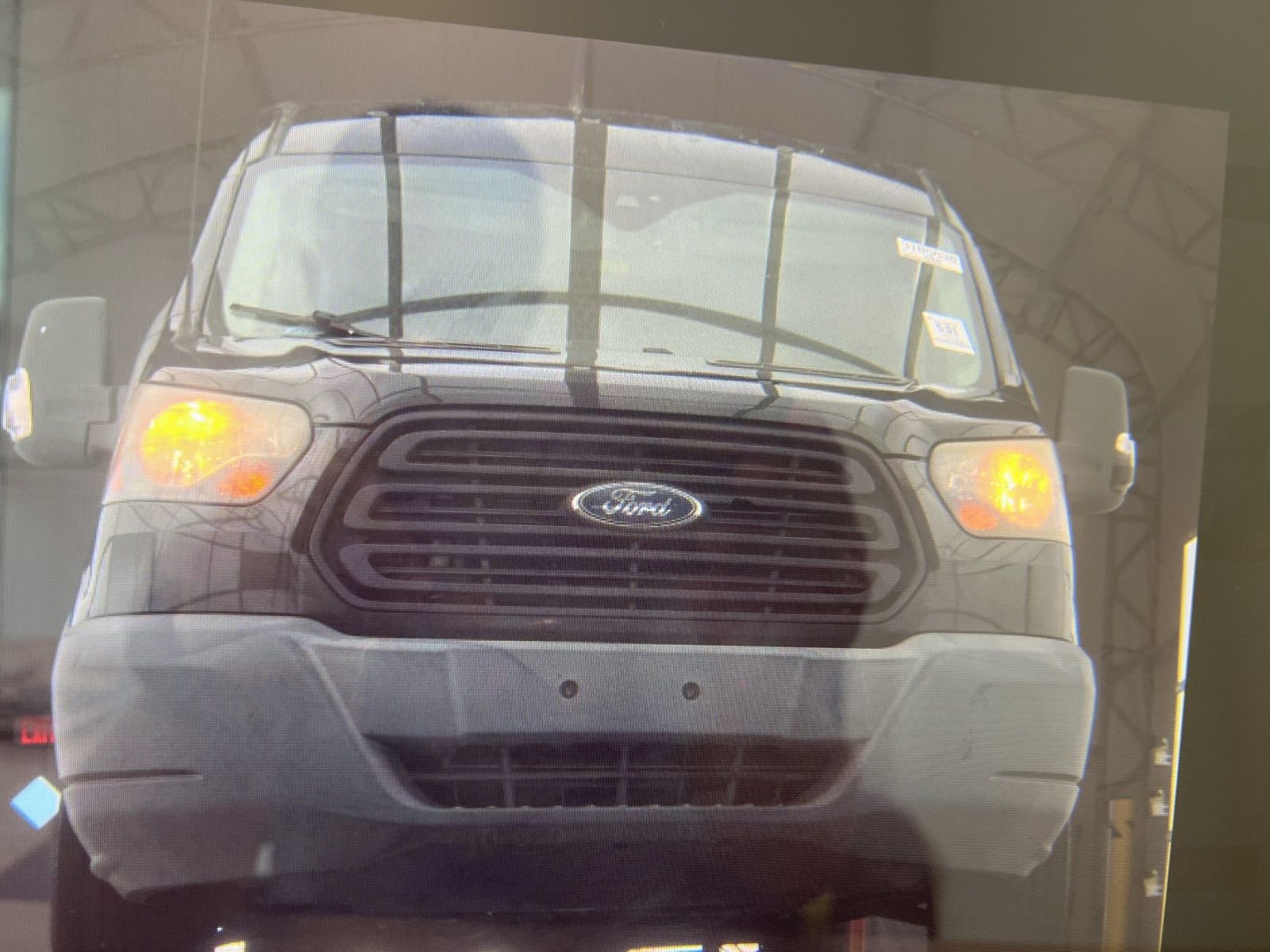 2015 Ford Transit Base Image 2 of 15