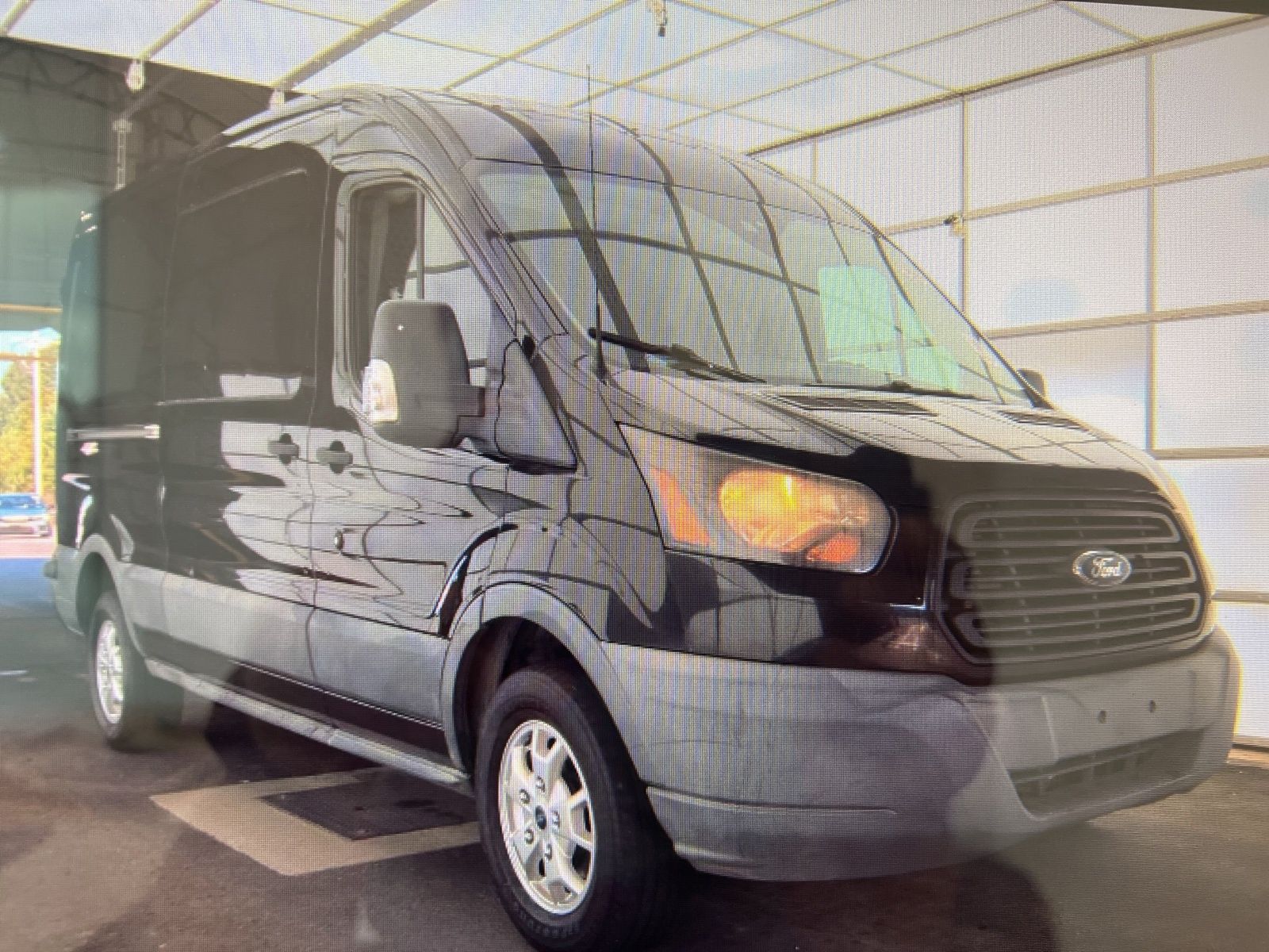 2015 Ford Transit Base Image 3 of 15
