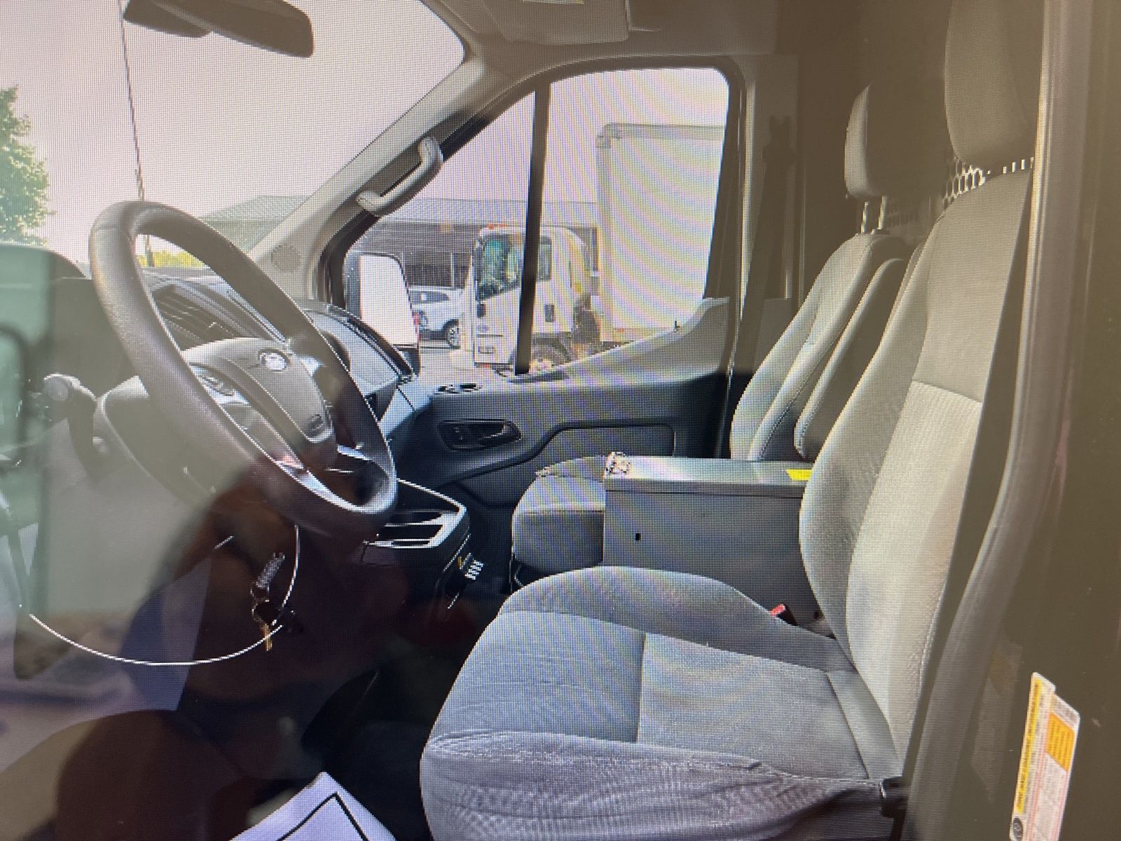 2015 Ford Transit Base Image 8 of 15