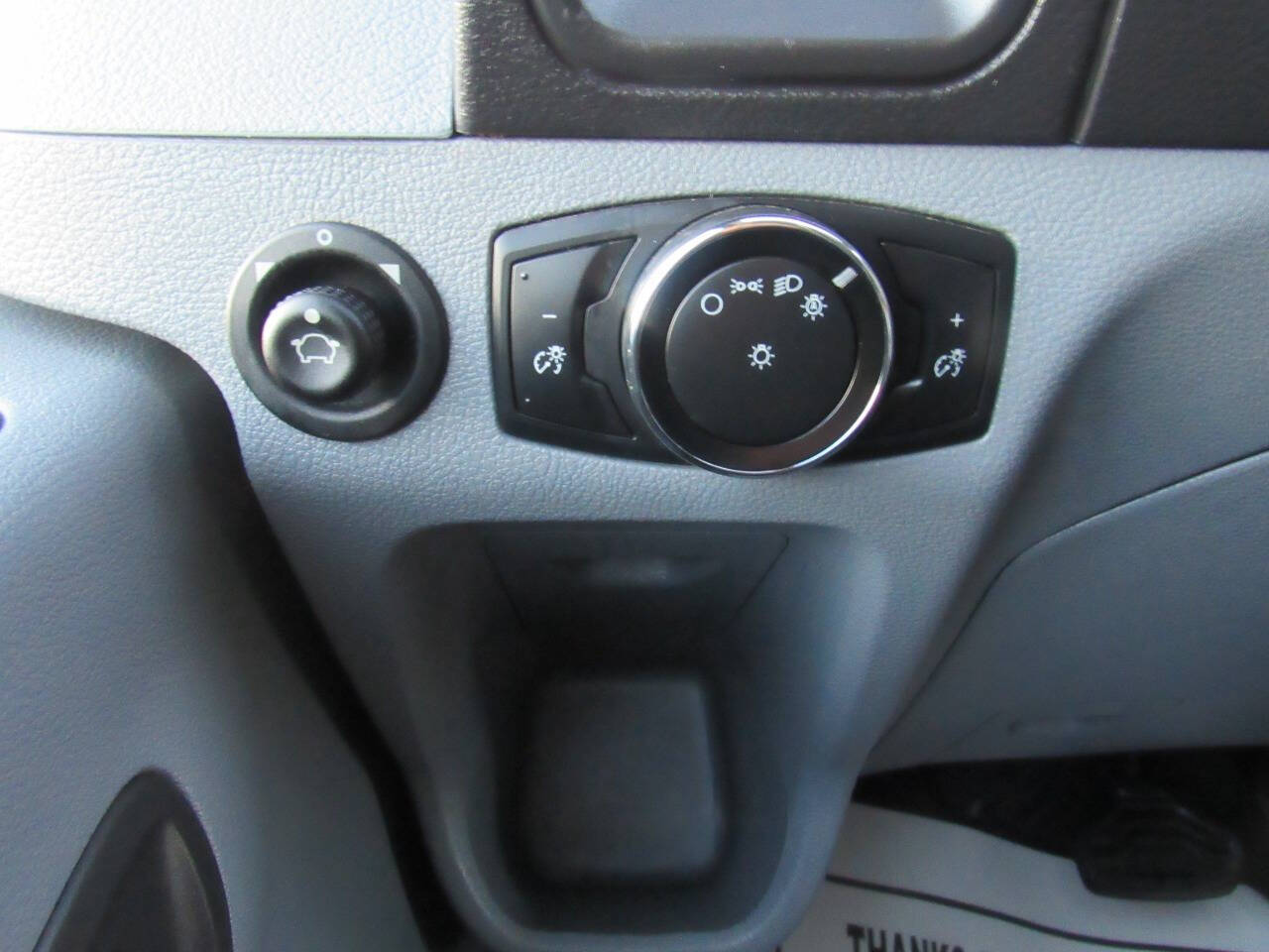 Vehicle image 17 of 26