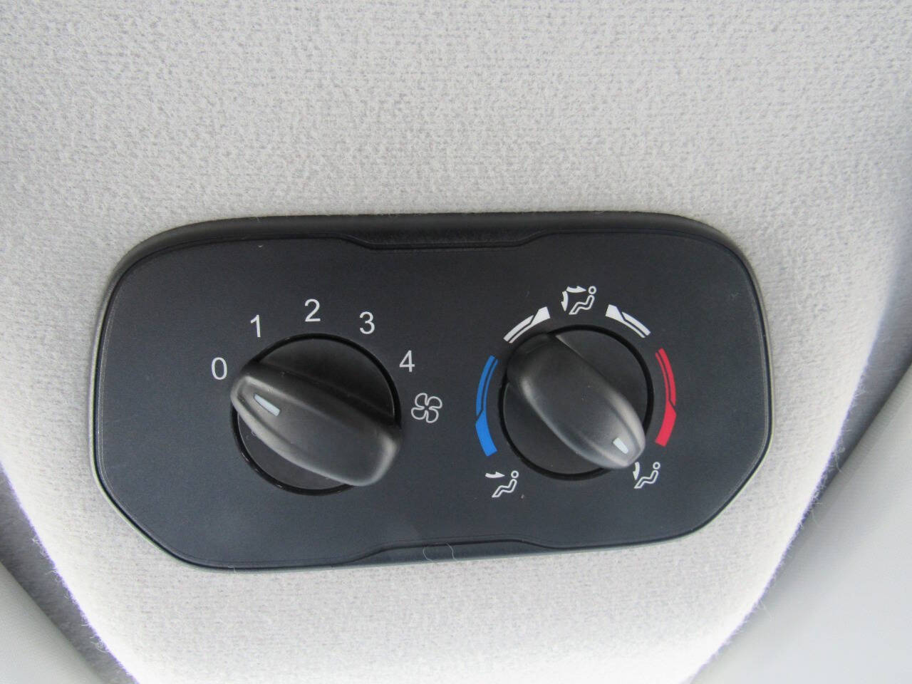 Vehicle image 19 of 19