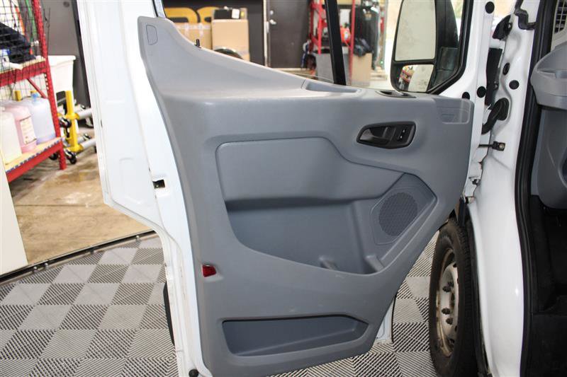 2015 Ford Transit Base Image 33 of 53