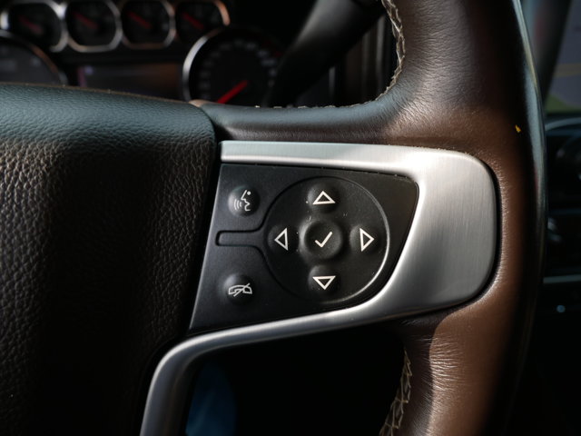 Vehicle image 23 of 36