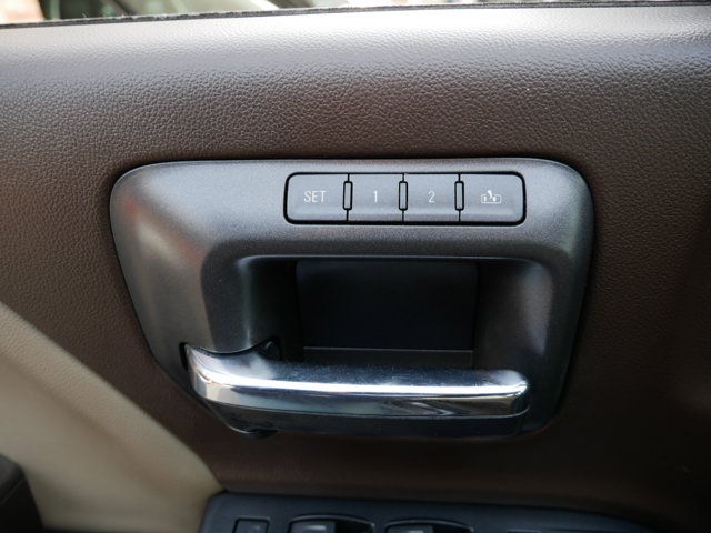 Vehicle image 19 of 36