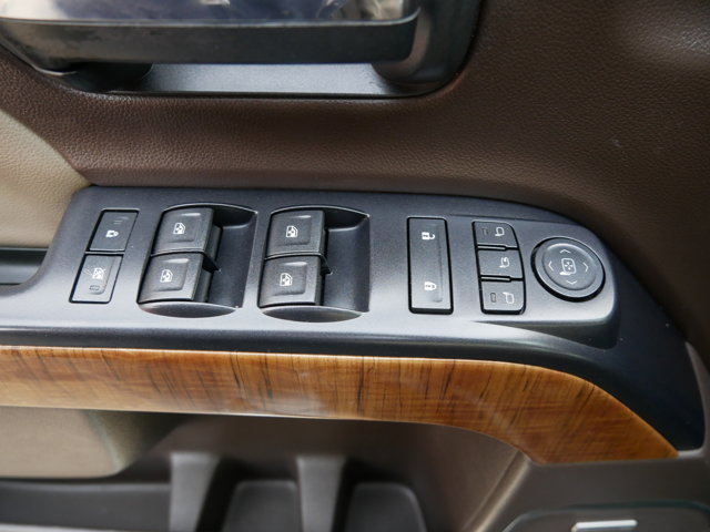 Vehicle image 18 of 36