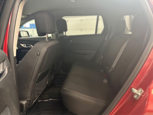 Vehicle image 16 of 28