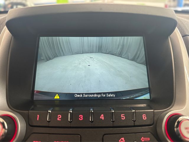 Vehicle image 21 of 28