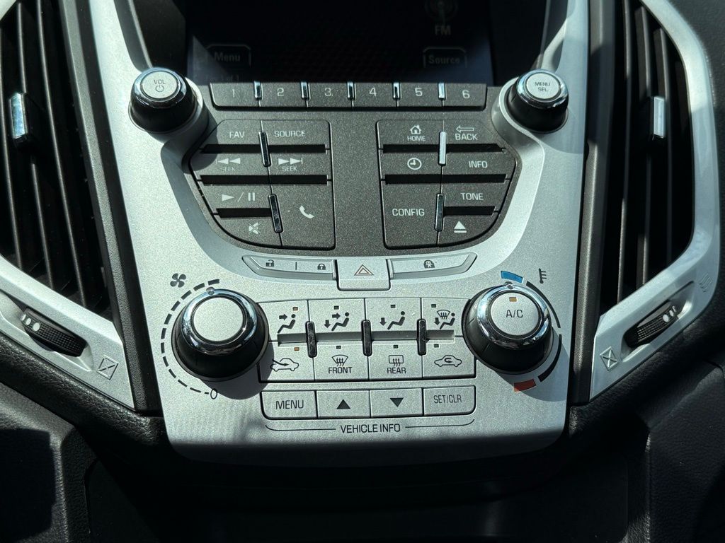 Vehicle image 20 of 21