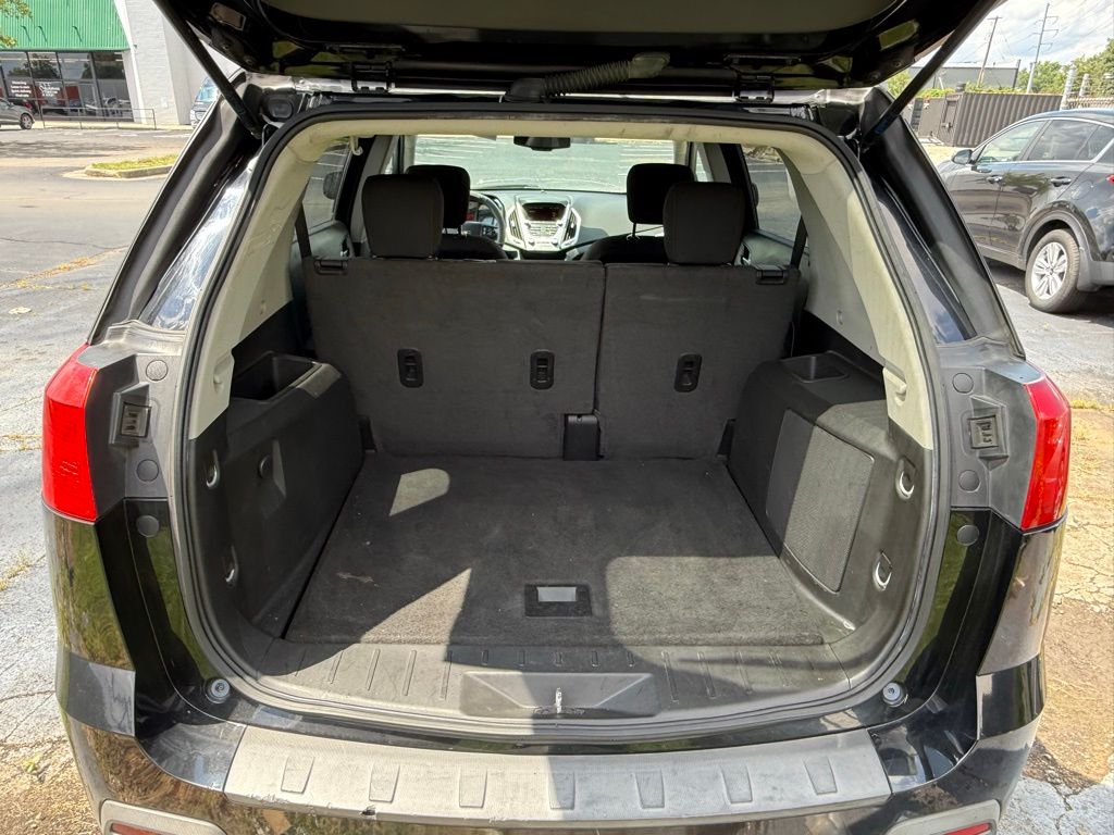 Vehicle image 9 of 21