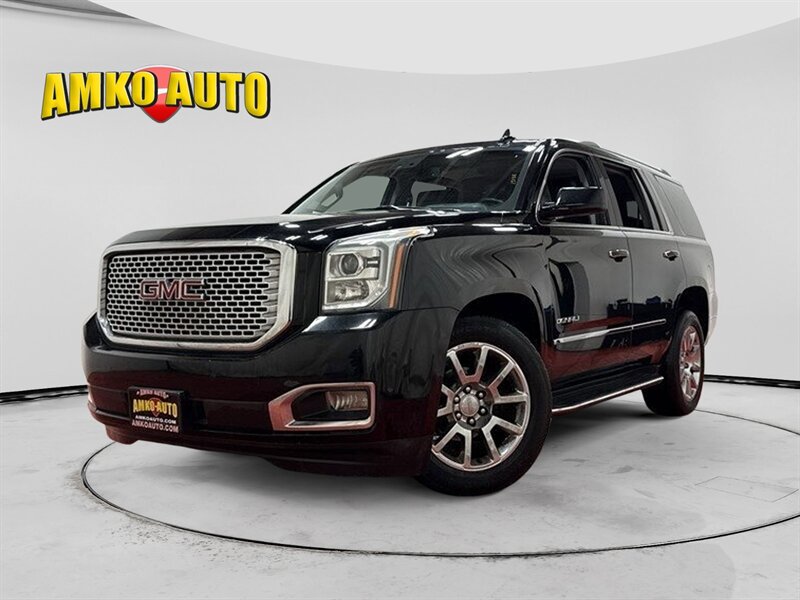 2015 GMC Yukon Denali Image 3 of 47