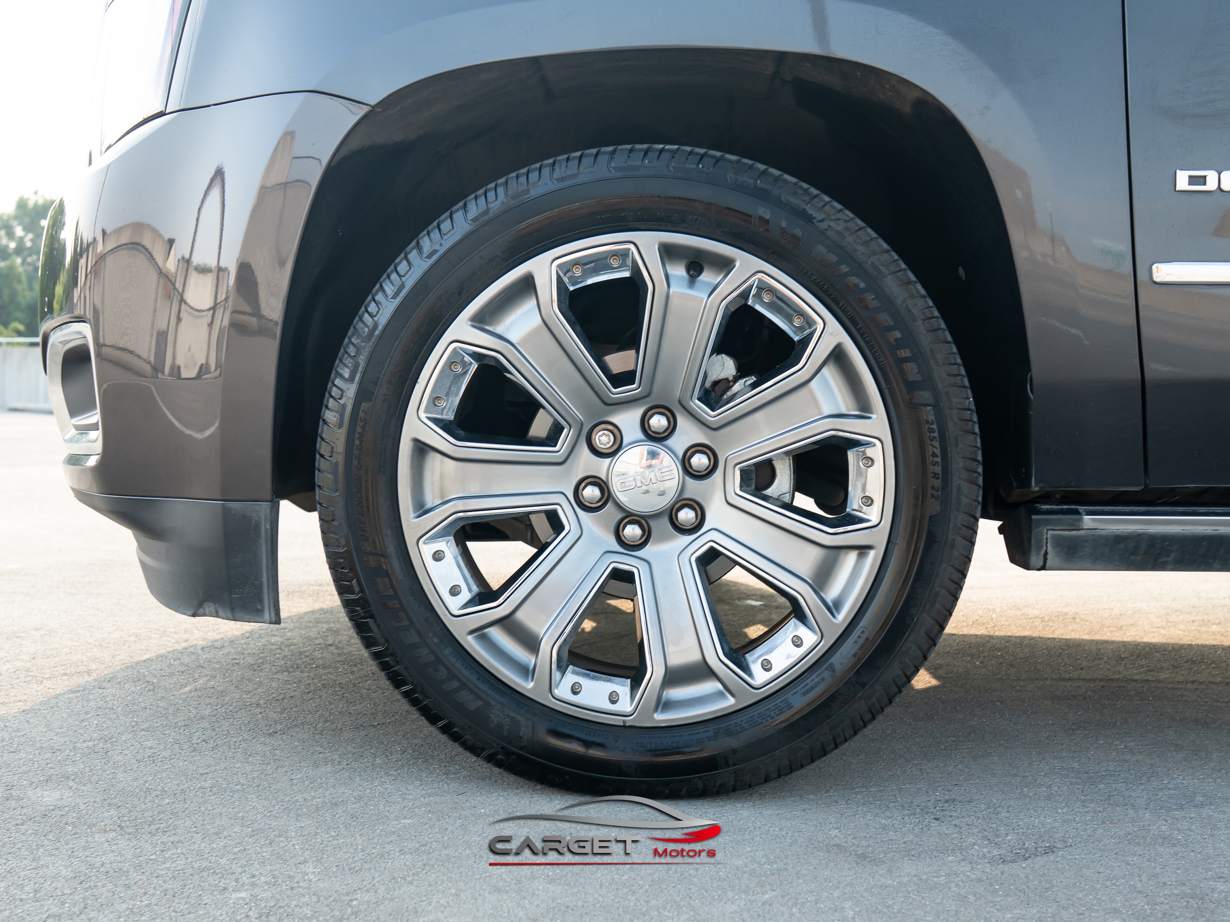 Vehicle image 11 of 54