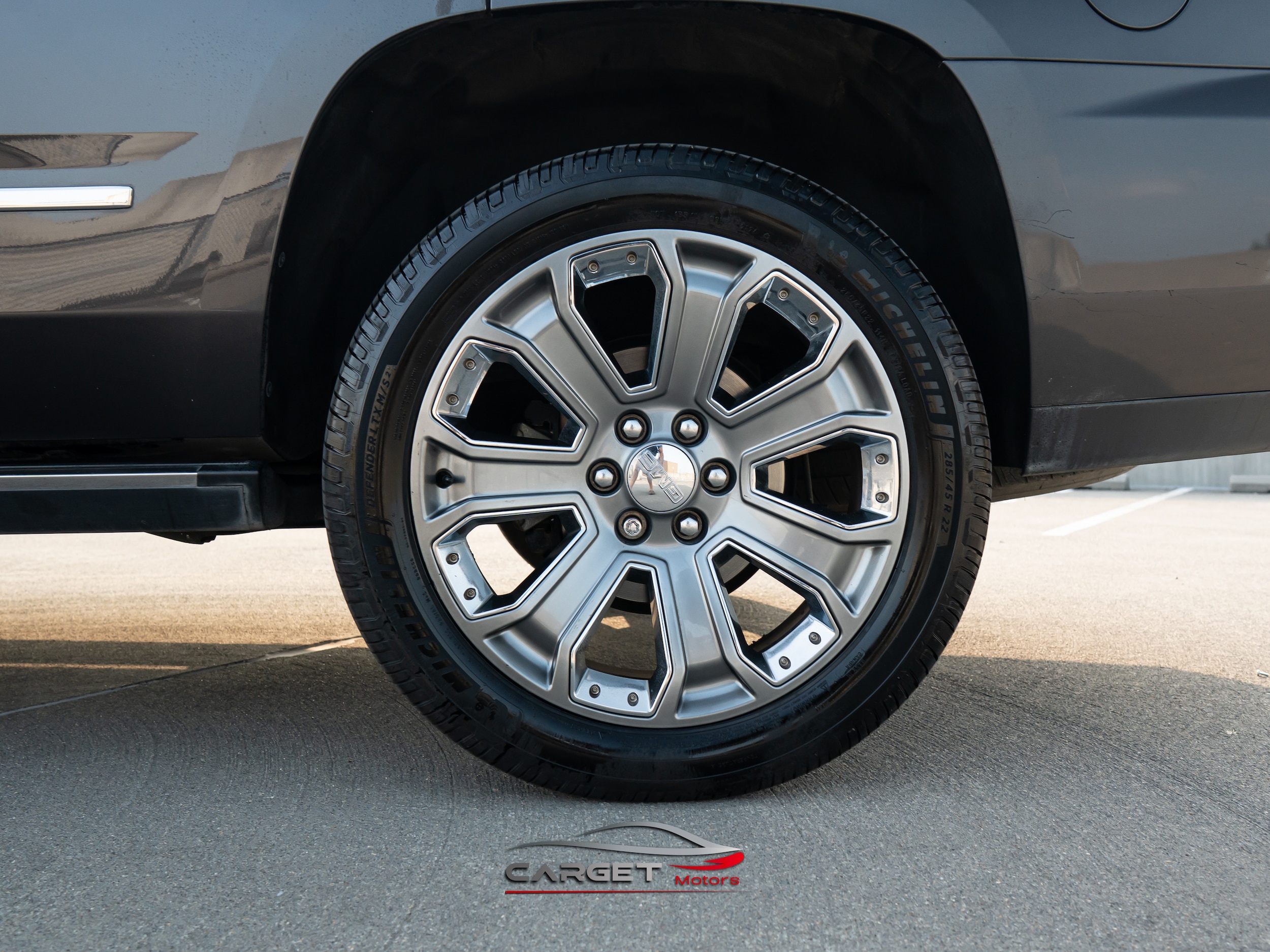 Vehicle image 9 of 54