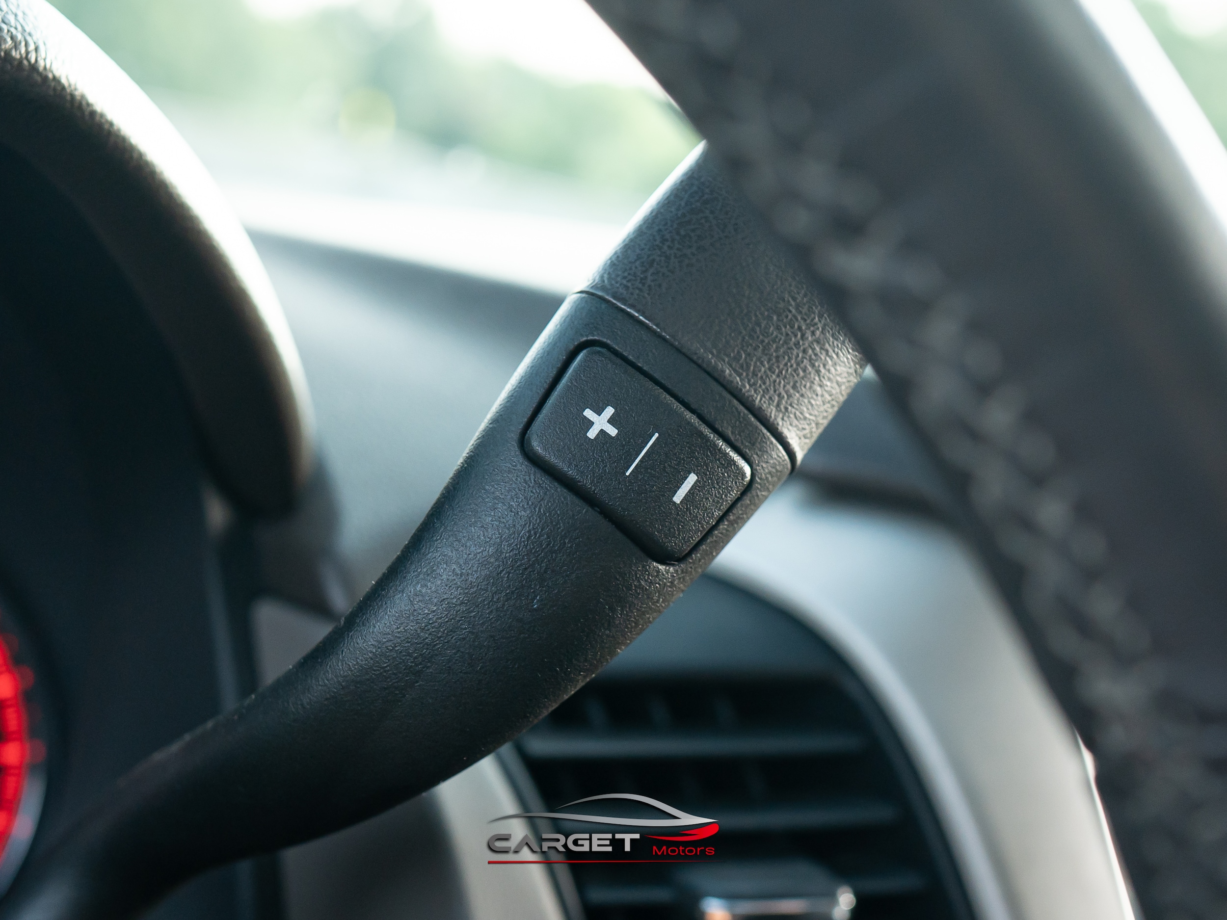 Vehicle image 34 of 54