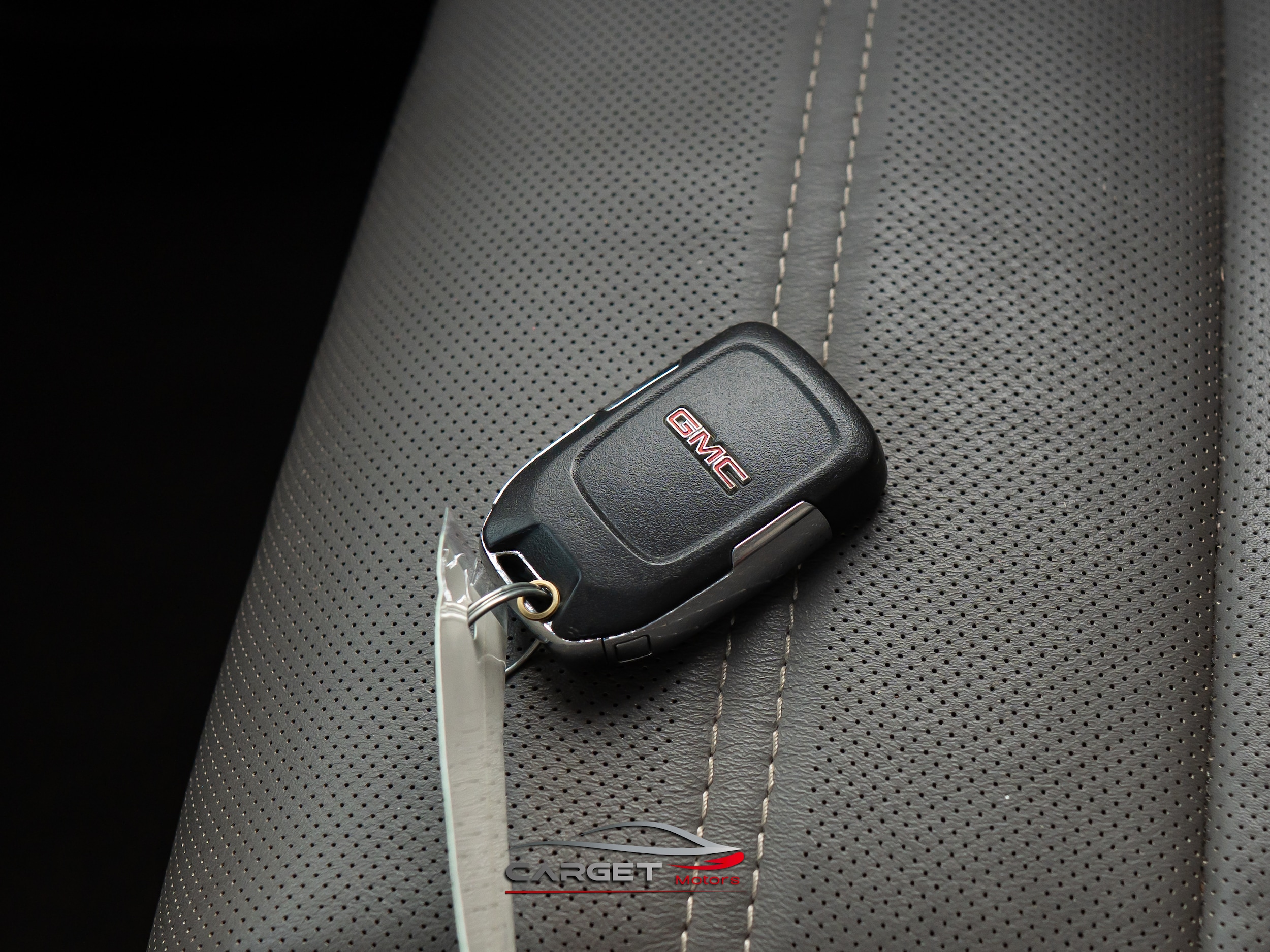 Vehicle image 33 of 54