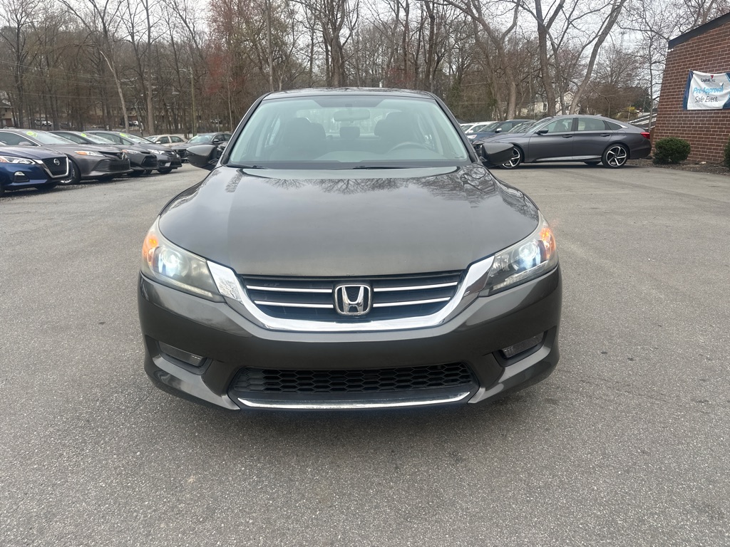 Vehicle image 2 of 34