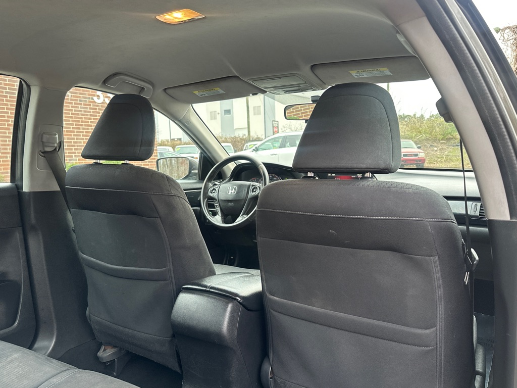 Vehicle image 17 of 34
