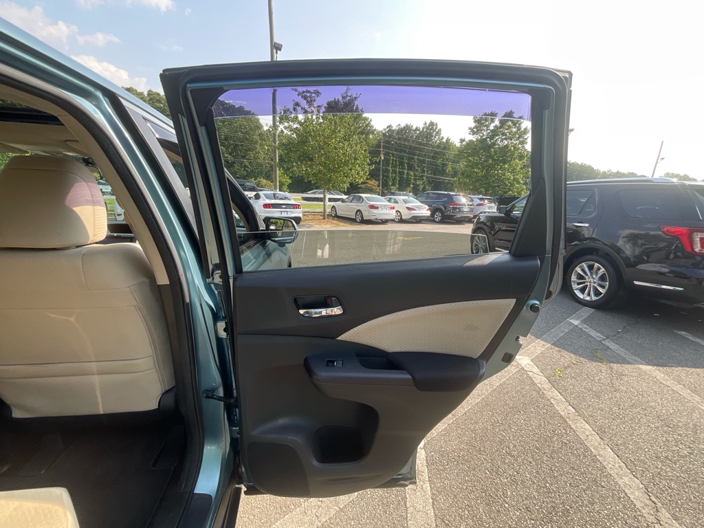 Vehicle image 47 of 49