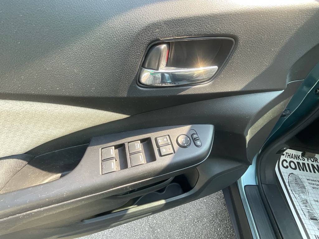 Vehicle image 43 of 49