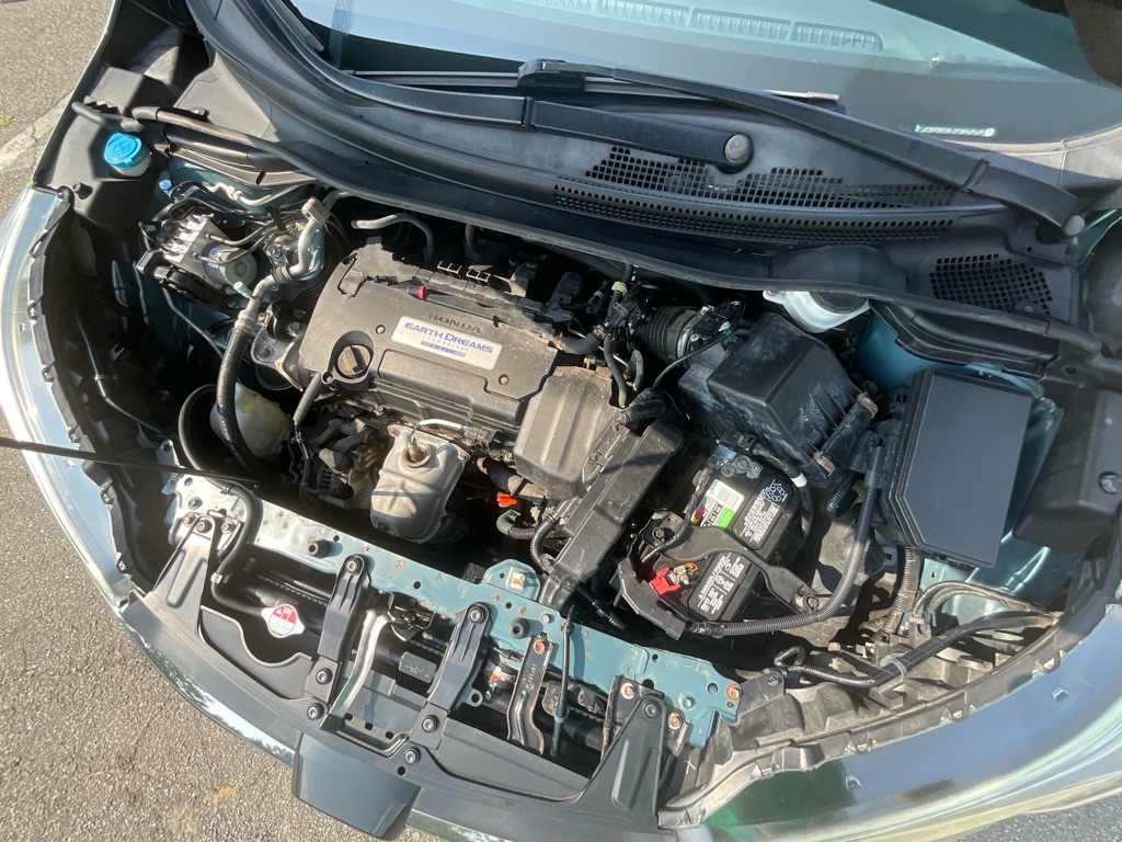 Vehicle image 16 of 49