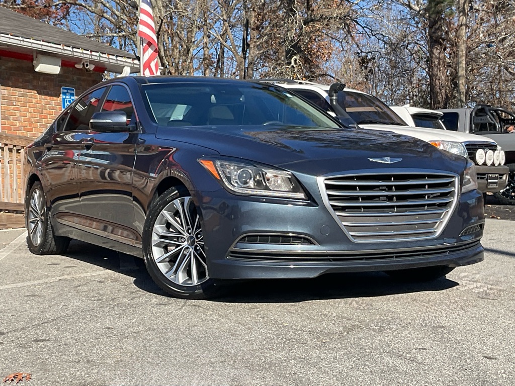 2015 Hyundai Genesis 3.8L Image 3 of 49