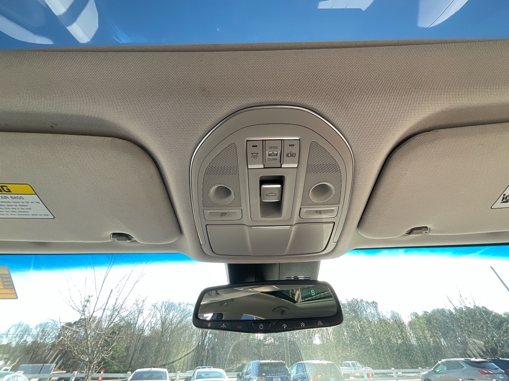 2015 Hyundai Genesis 3.8L Image 40 of 49