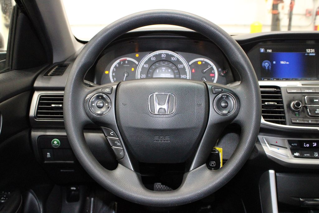 Vehicle image 16 of 36
