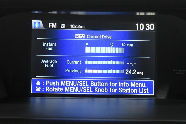 Vehicle image 15 of 28