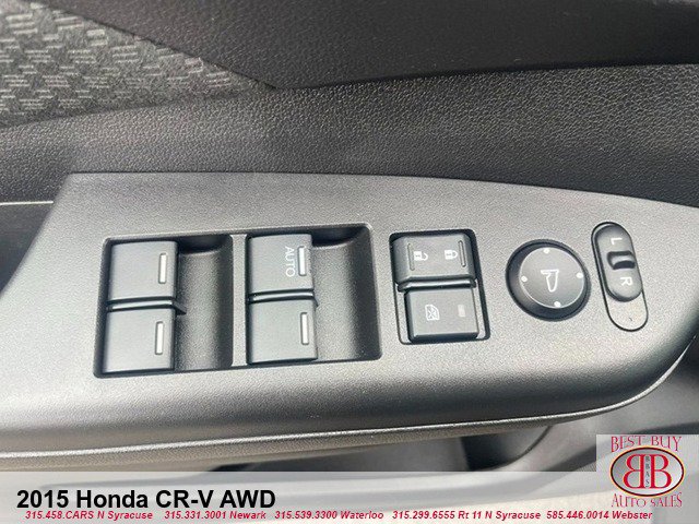 Vehicle image 13 of 15