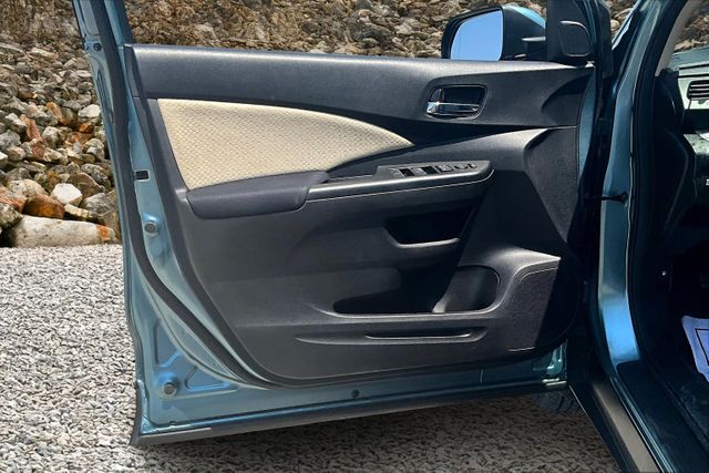 Vehicle image 22 of 39