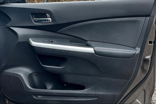 Vehicle image 22 of 32