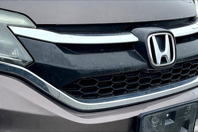 Vehicle image 29 of 32