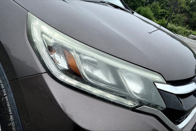 Vehicle image 27 of 32