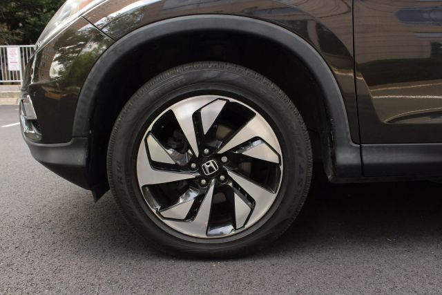 Vehicle image 16 of 55