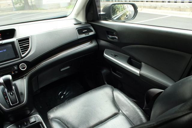 Vehicle image 31 of 55