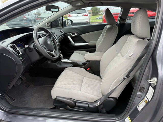 Vehicle image 14 of 23