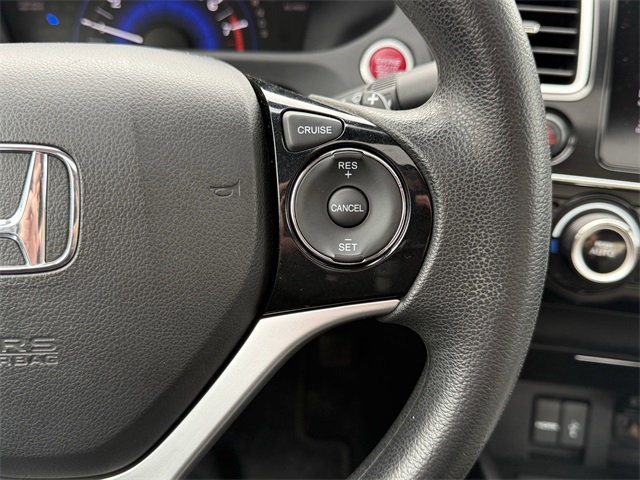 Vehicle image 19 of 23
