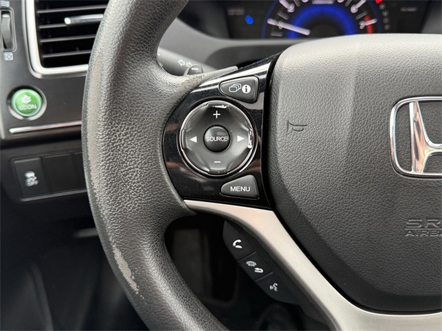 Vehicle image 18 of 23