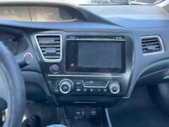 Vehicle image 18 of 19
