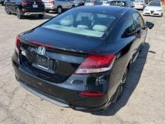 Vehicle image 8 of 19