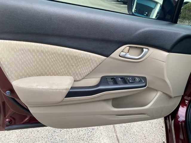 2015 Honda Civic LX Image 16 of 25