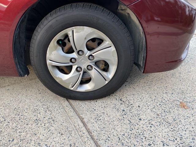 2015 Honda Civic LX Image 9 of 25