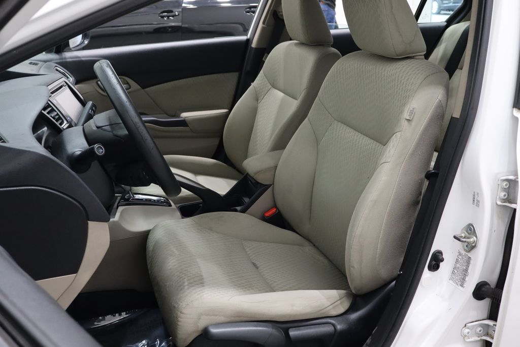 Vehicle image 8 of 36