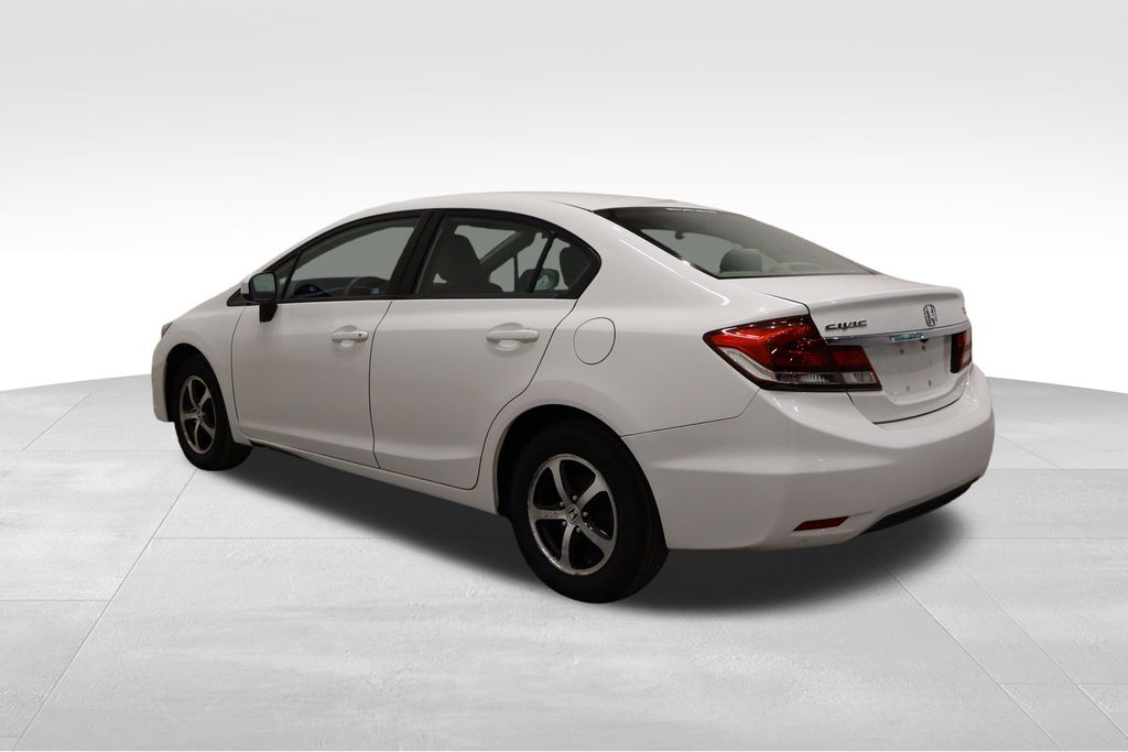 Vehicle image 6 of 36