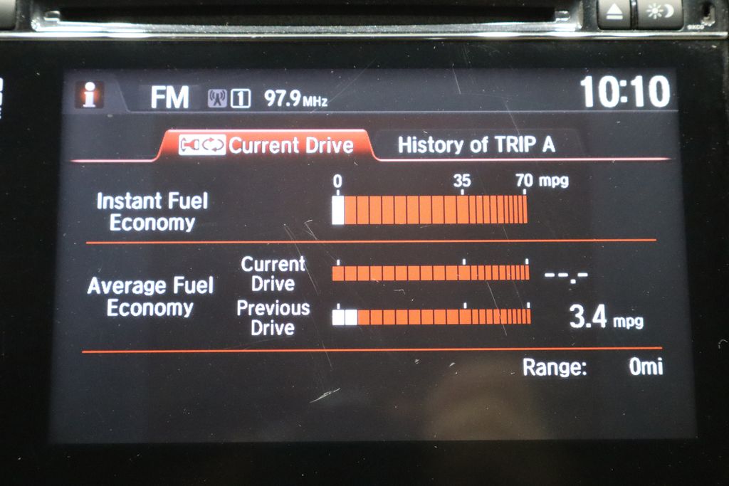 Vehicle image 26 of 36