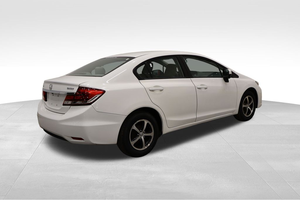 Vehicle image 4 of 36