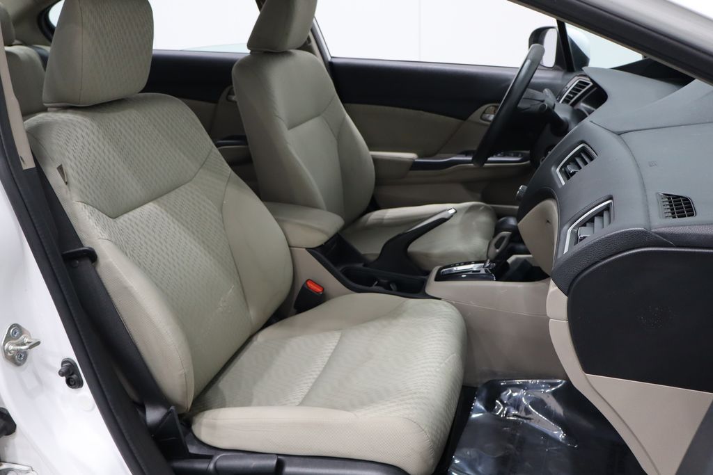 Vehicle image 11 of 36